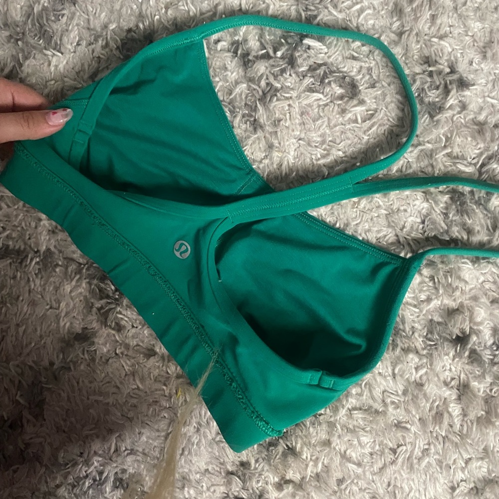 Green Lululemon Flow y bra
